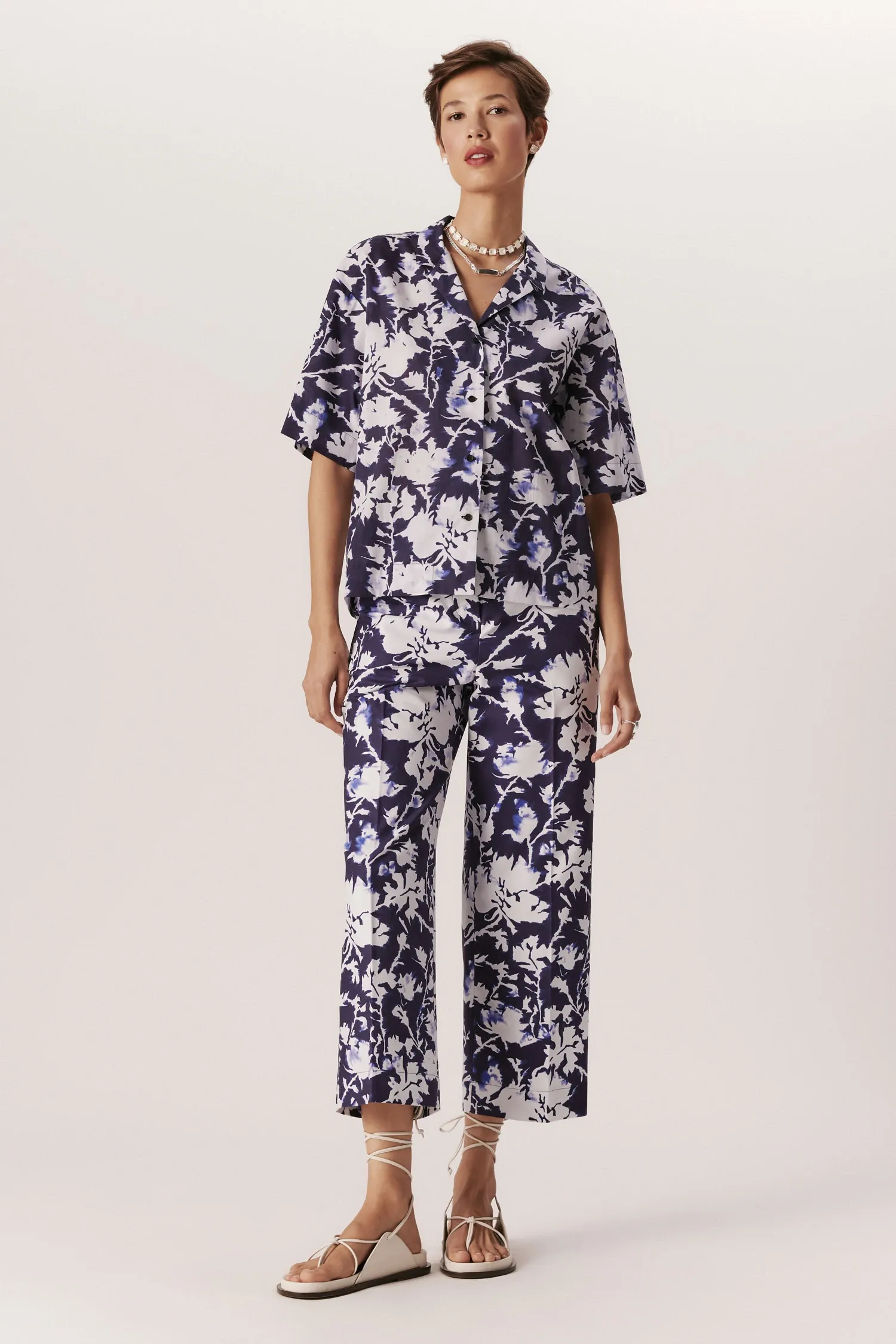 007382_CAMISA_BOX_GOLA_CUBANA_FLORAL_INDIGO_ANDREAMARQUES--5-