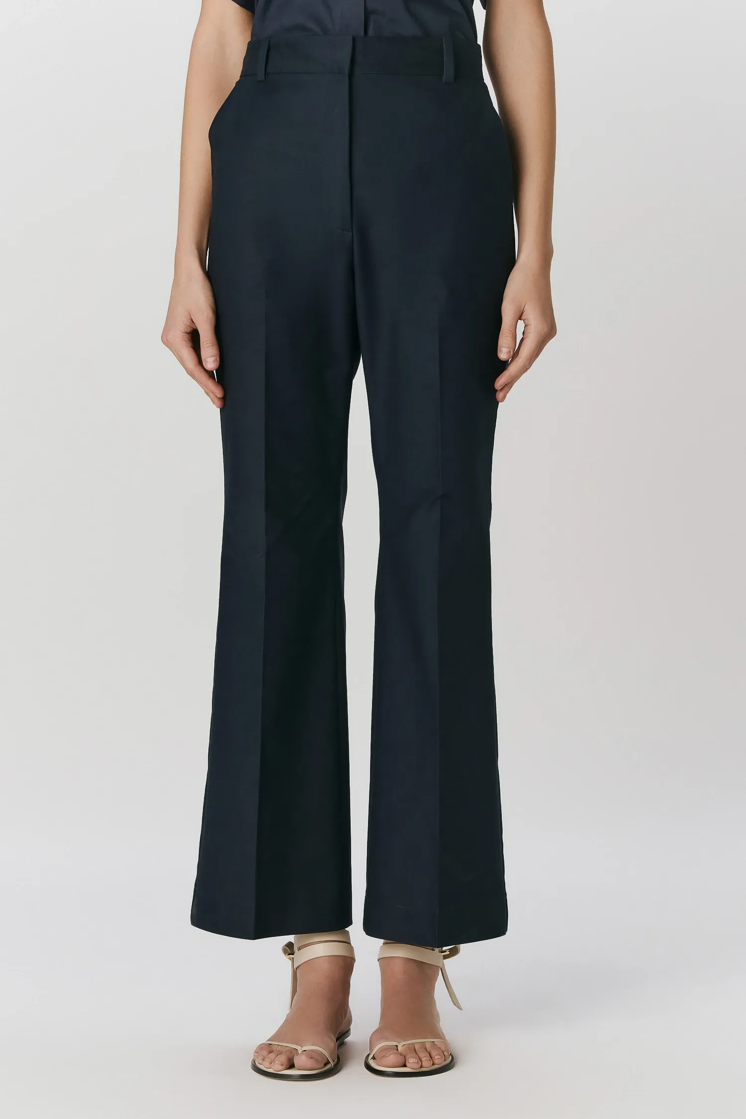 2-CA39033_CALCA_LONGA_FLARE_MARINHO_ANDREAMARQUES