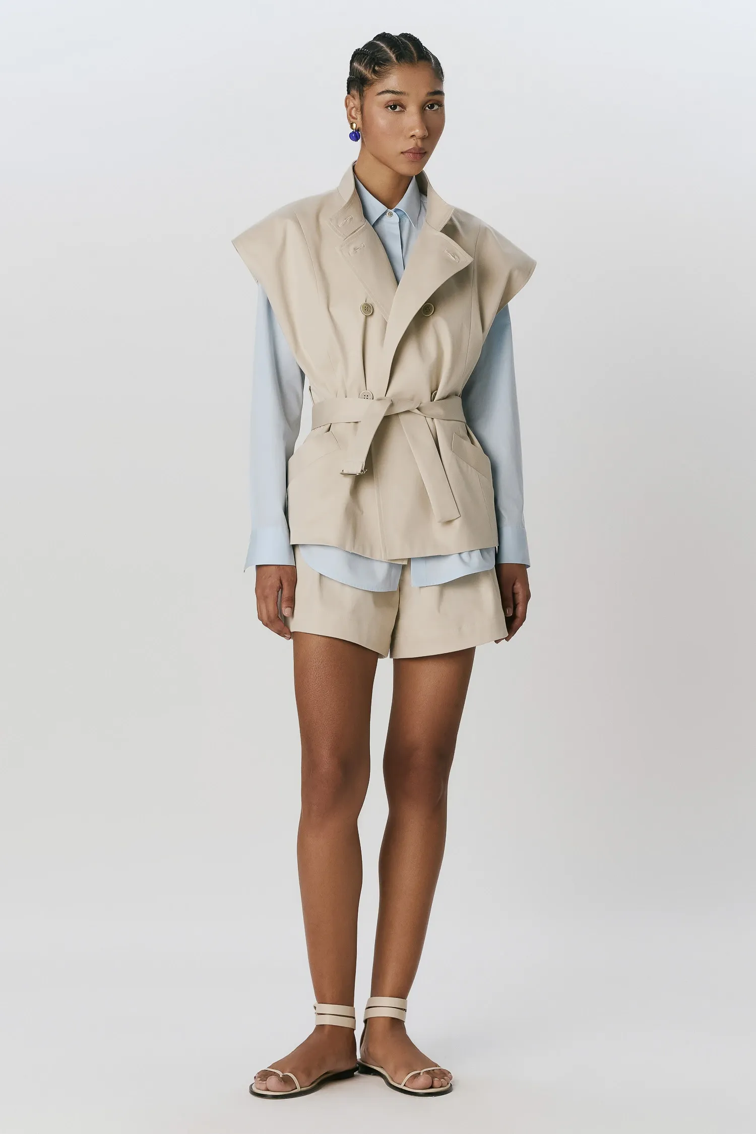 5-CT39149_COLETE_TRENCH_BOTOES_AREIA_ANDREAMARQUES--10-