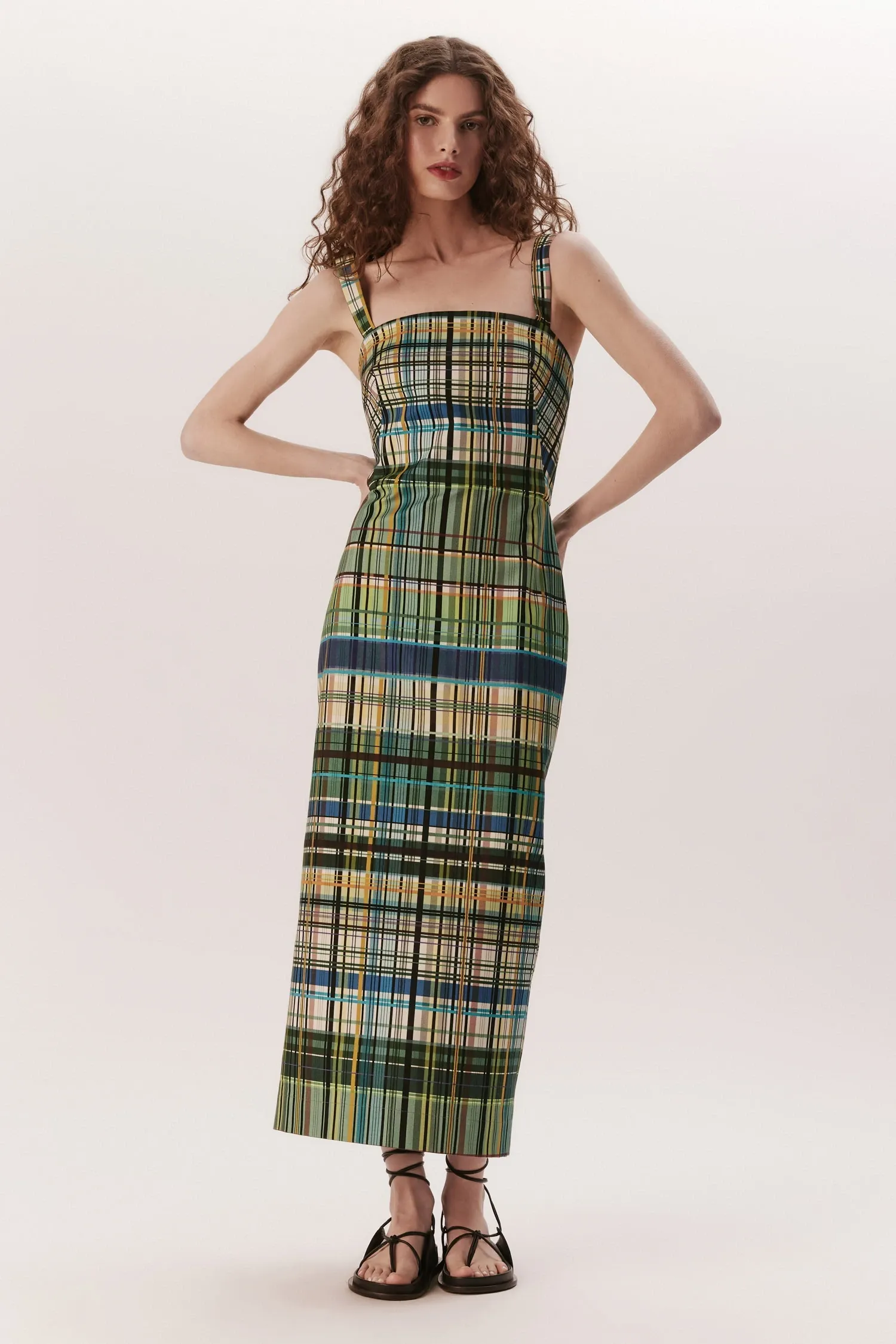 007359_VESTIDO_MIDI_LAPIS_DECOTE_RETO_XADREZ_ANDREAMARQUES--2-