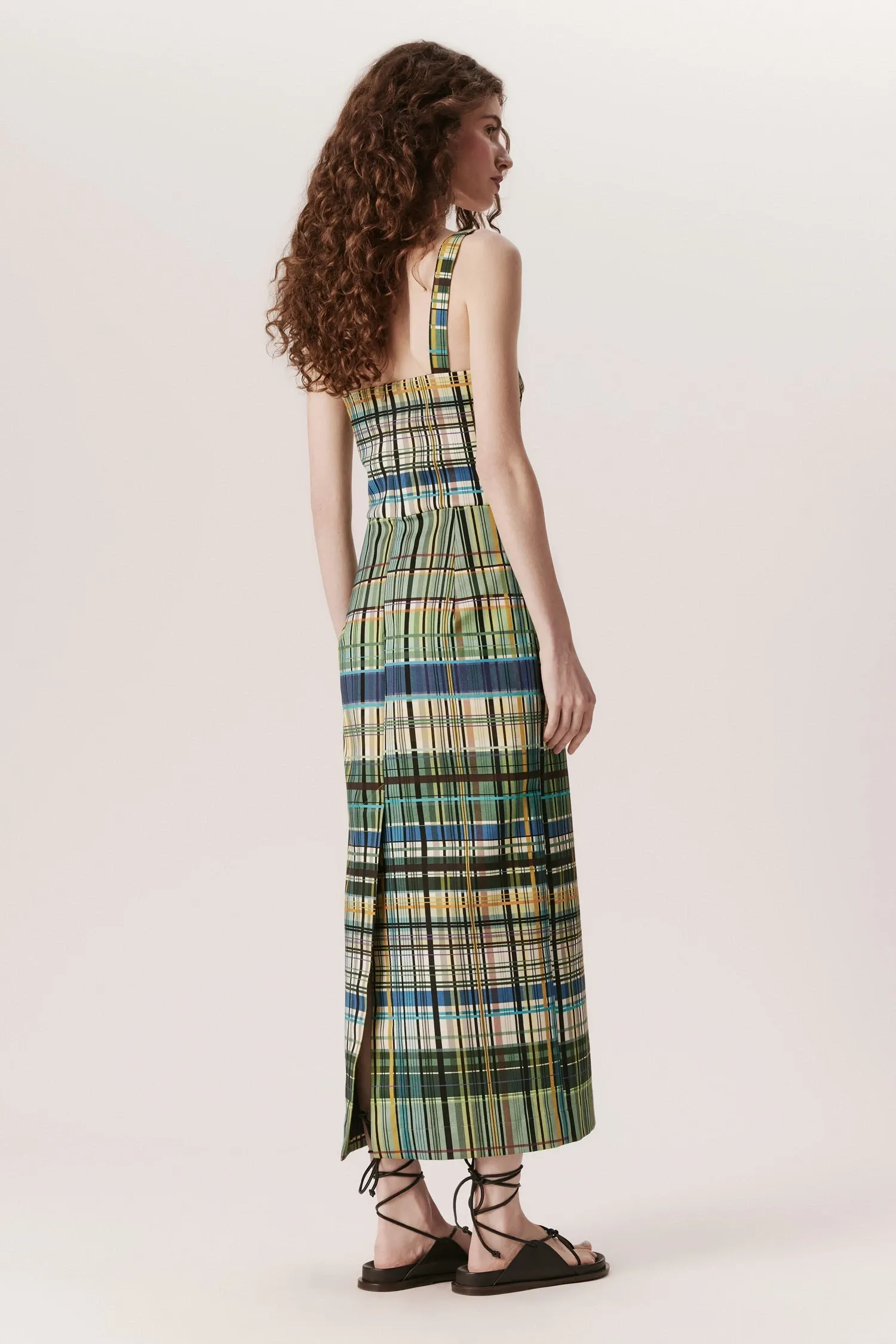 007359_VESTIDO_MIDI_LAPIS_DECOTE_RETO_XADREZ_ANDREAMARQUES--6-