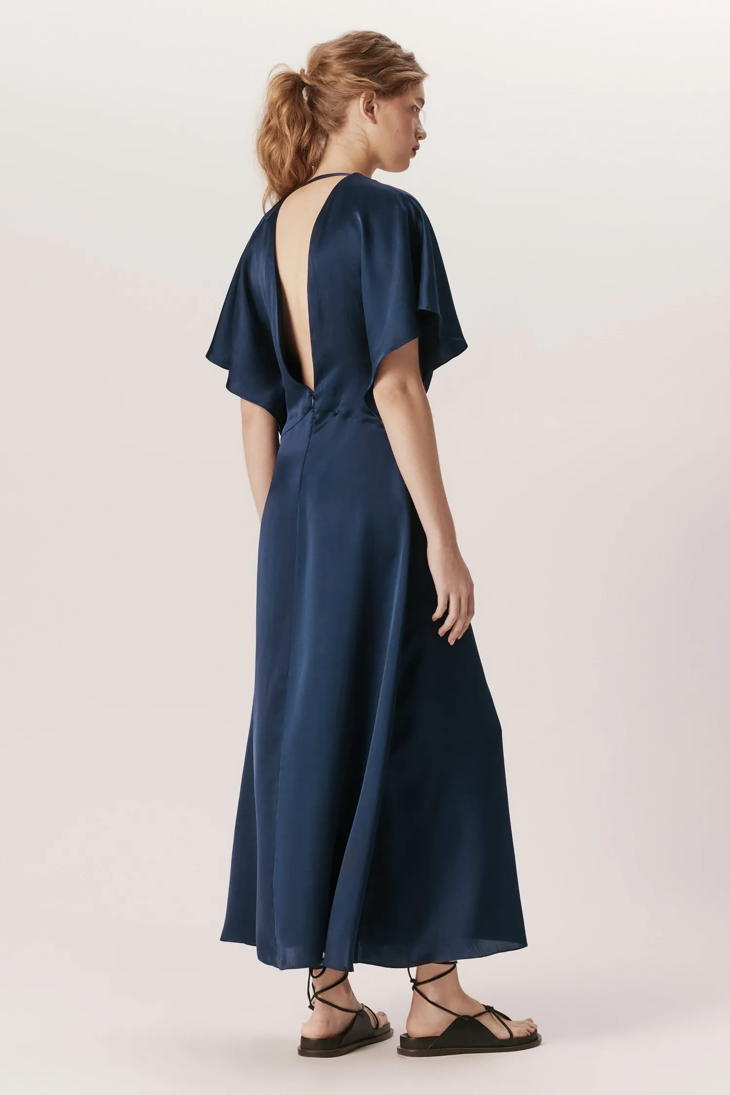 007423_VESTIDO_CETIM_ENVIESADO_DECOTE_COSTAS_MARINHO_ANDREAMARQUES--6-