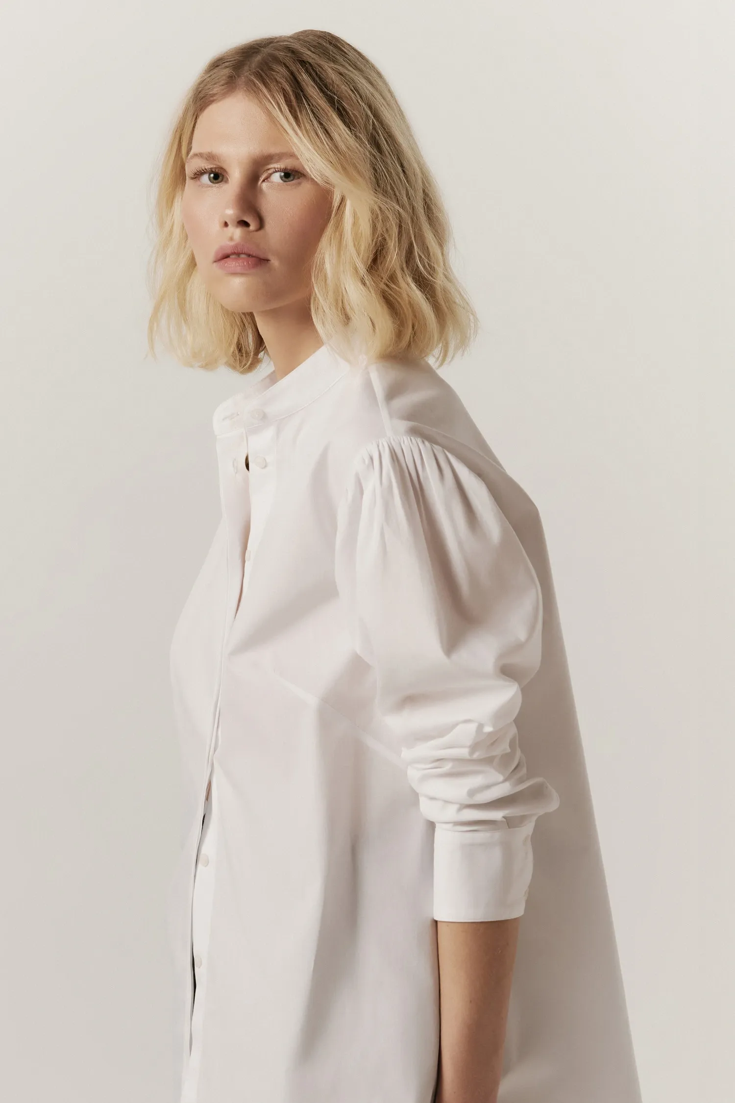 007099_CAMISA_MANGA_GIGOT_BRANCO_ANDREAMARQUES--5-