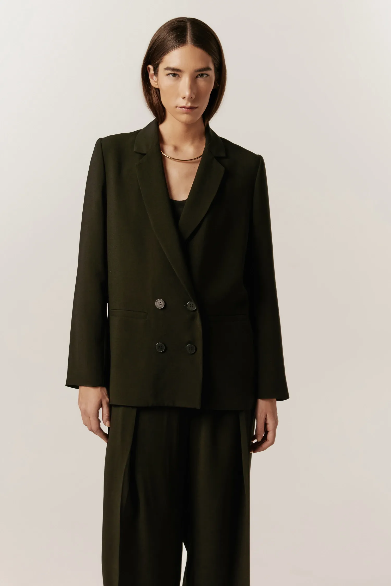 007176_BLAZER_CREPE_RETO_TRANSPASSE_PRETO_ANDREAMARQUES--3-