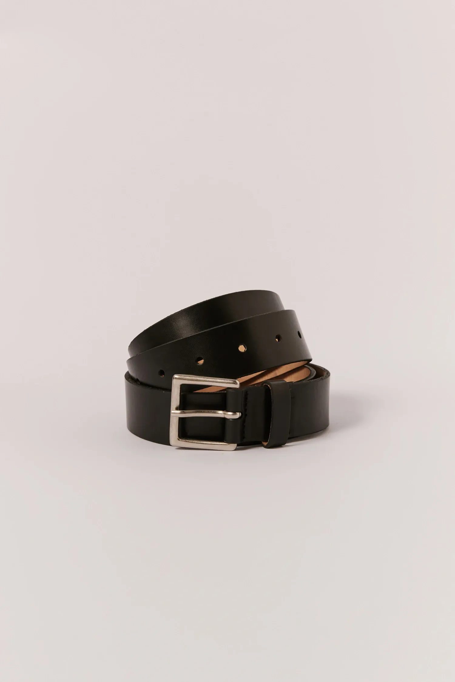 007243_CINTO_COURO_PONTA_LONGA_PRETO_ANDREAMARQUES--2-