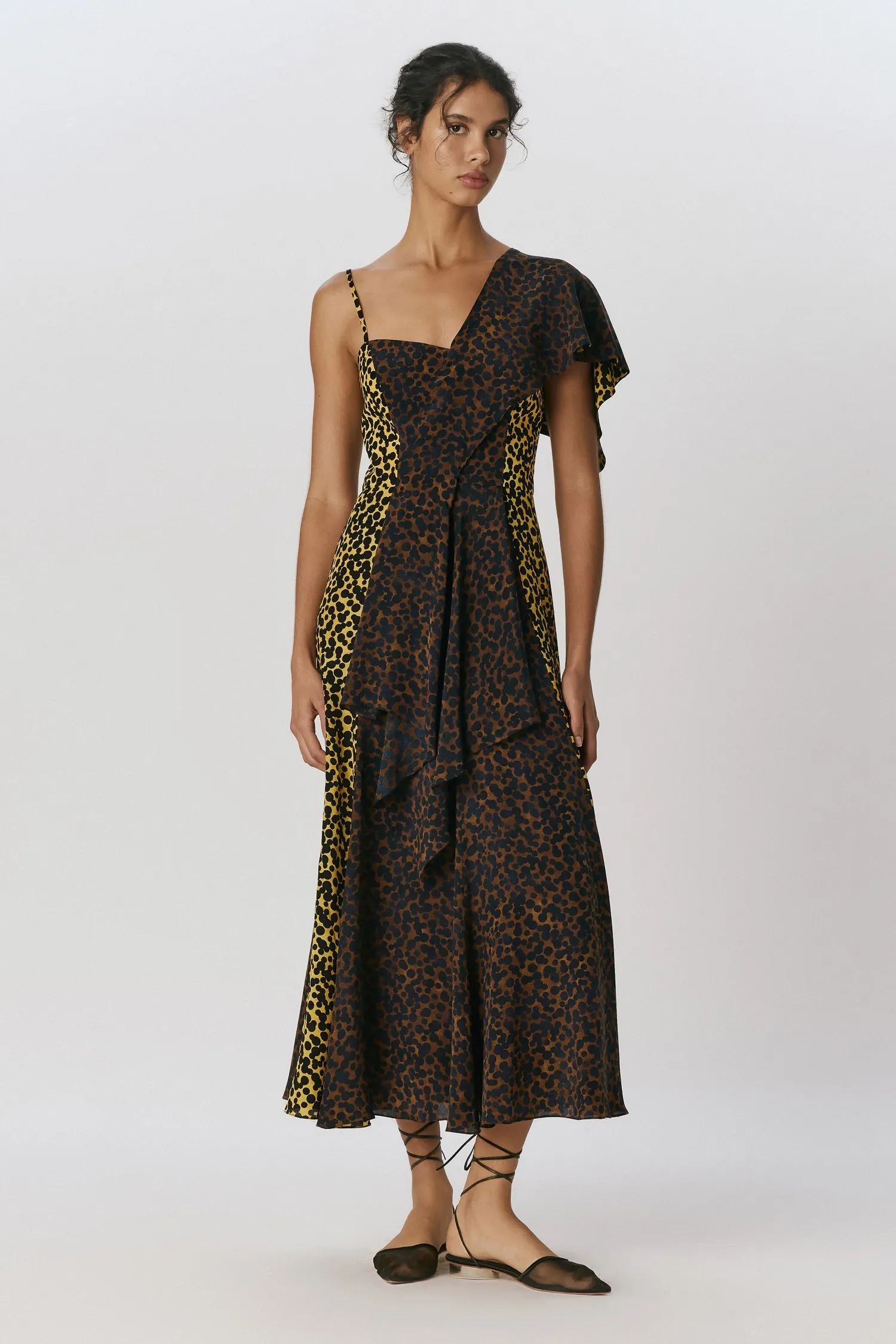 007210_VESTIDO_SEDA_LENCO_ASSIMETRICO_CASULO_OURO_ANDREAMARQUES--2-