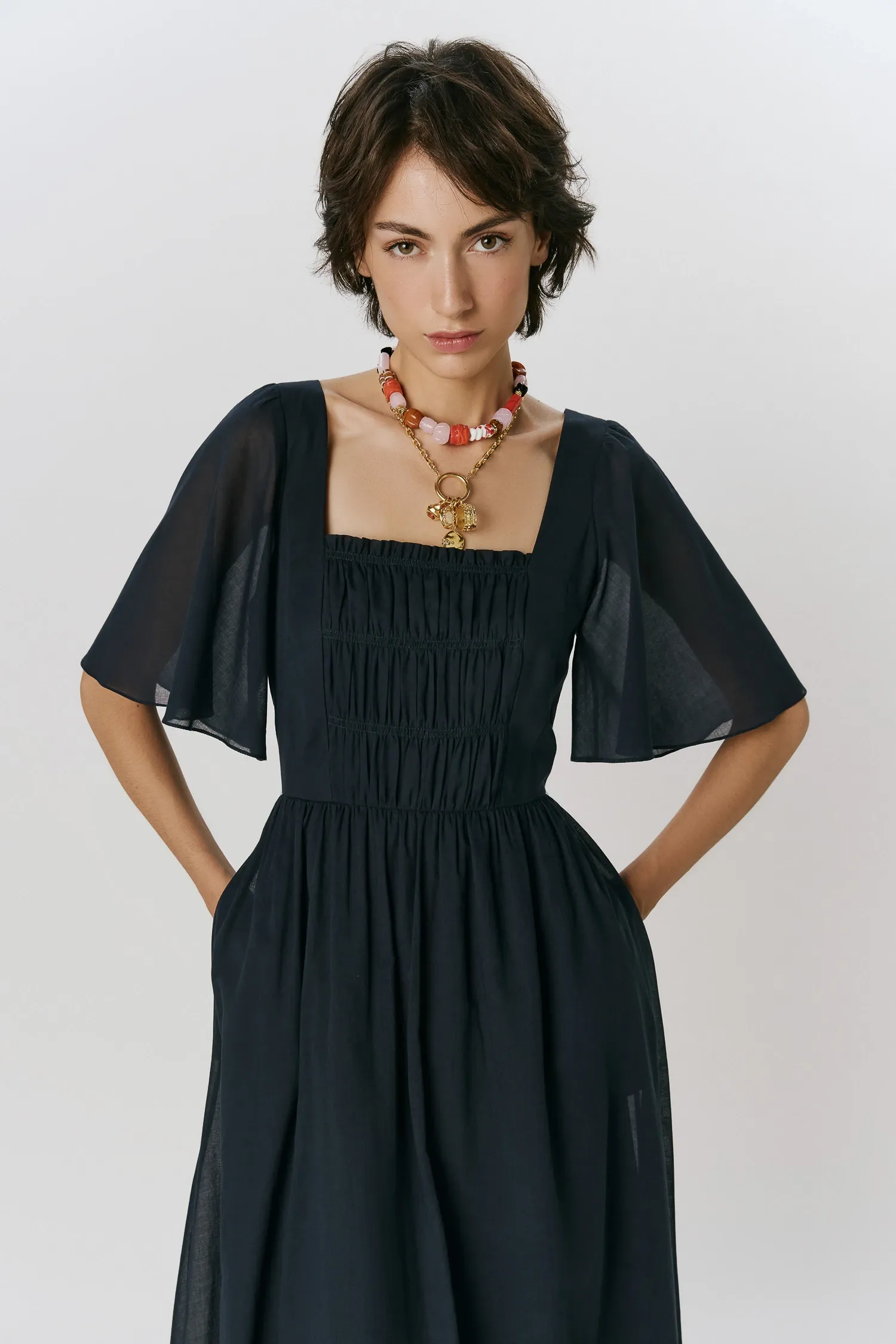 3-007795_VESTIDO_FRANZIDO_FRENTE_UNICA_BASQUE_MARINHO_ANDREAMARQUES--4-