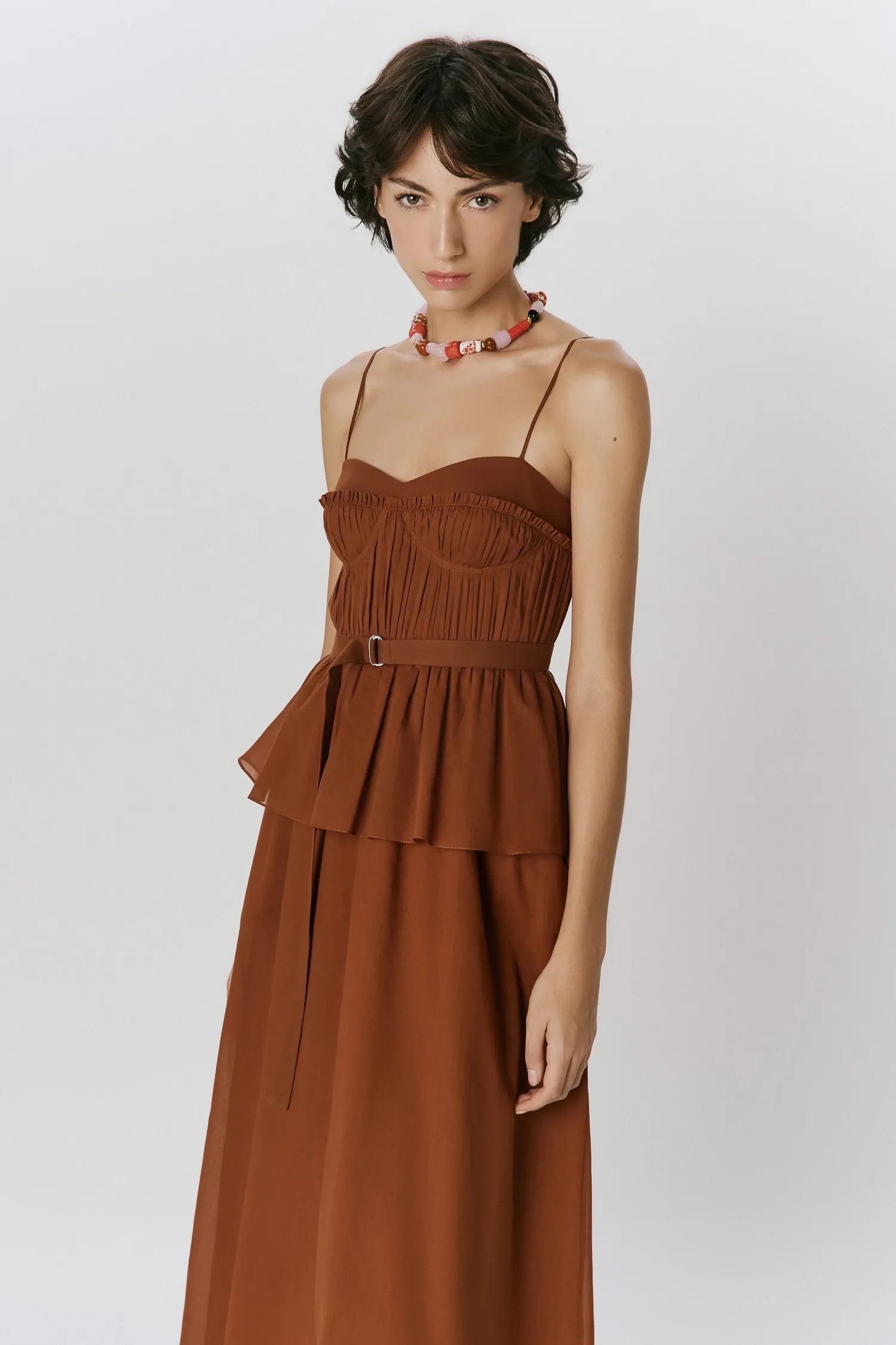 2-007815_VESTIDO_FRANZIDO_BASQUE_CARAMELO_ANDREAMARQUES--3-