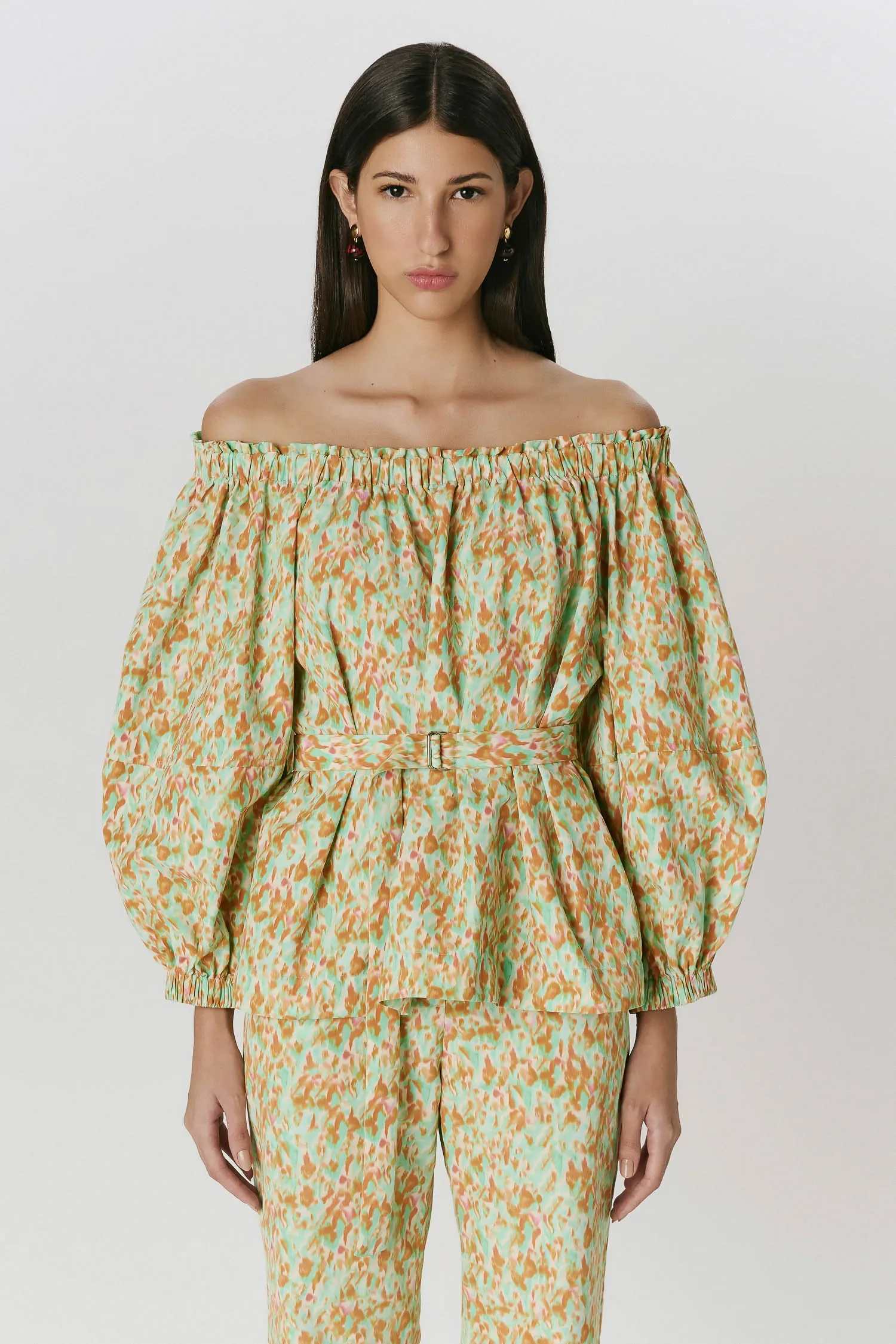 1-007821_BLUSA_OMBRO_A_OMBRO_BUFANTE_AQUARELA_ANDREAMARQUES--3-