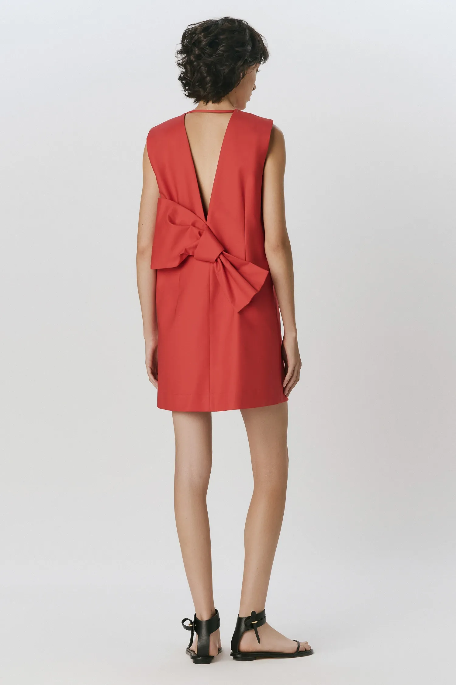 4-007830_VESTIDO_CURTO_DETALHE_COSTAS_VERMELHO_ANDREAMARQUES--4-