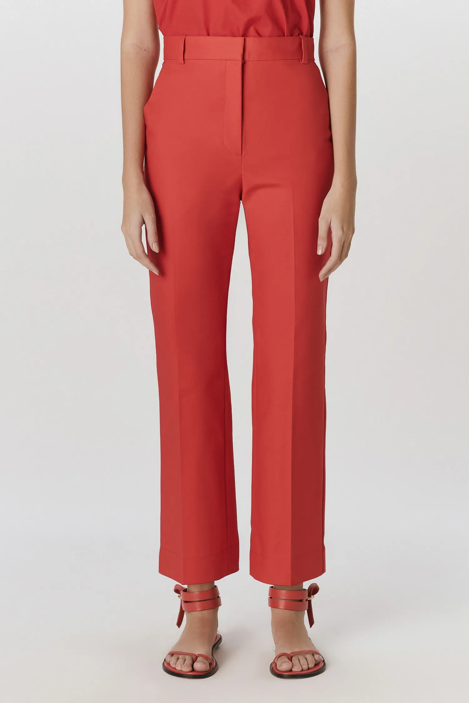 2-007785_CALCA_SEMI_FLARE_BOLSO_FACA_VERMELHO_ANDREAMARQUES--3-