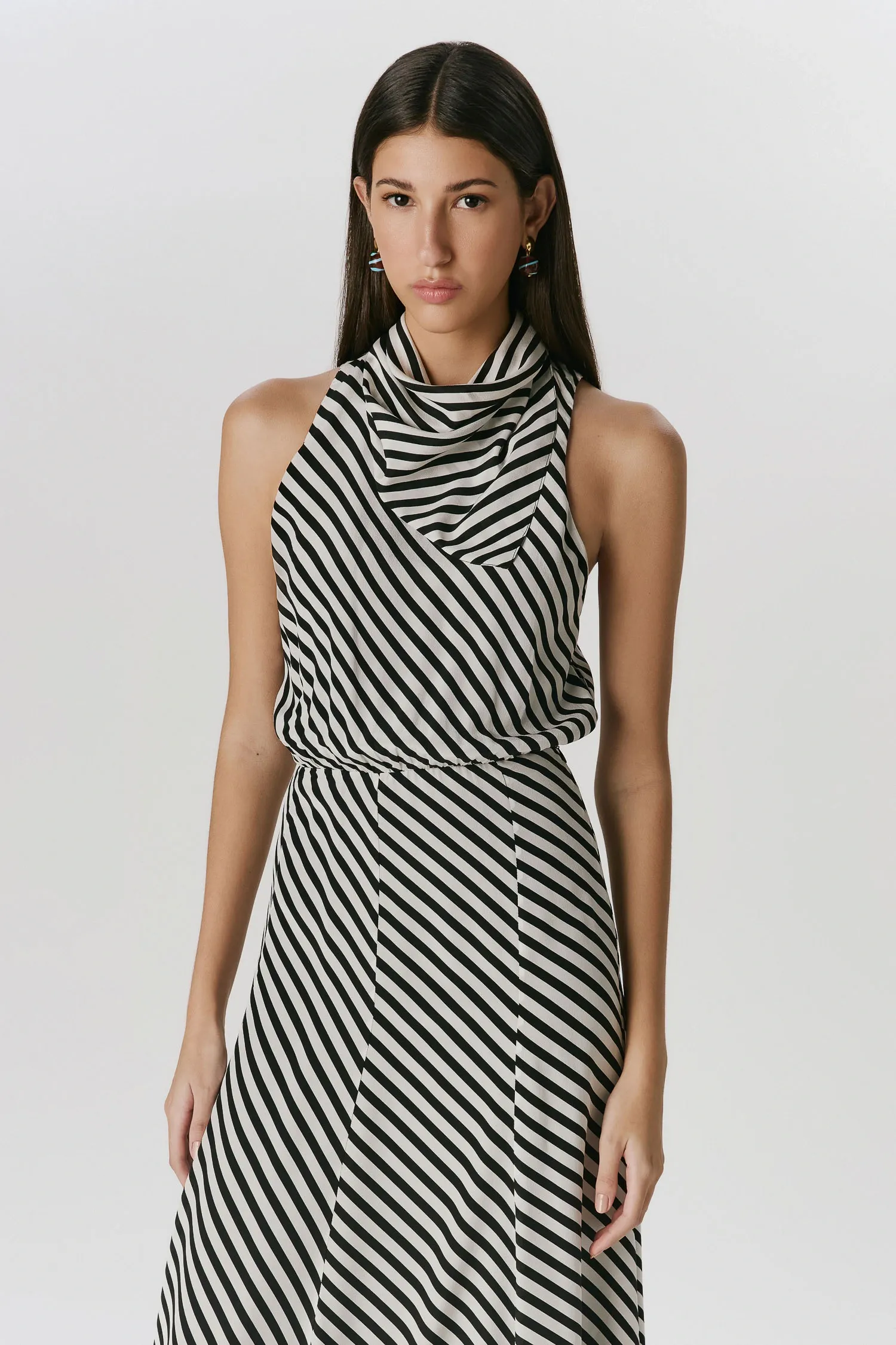 2-007832_VESTIDO_SEDA_DECOTE_LENCOS_DIAGONAL_PB_ANDREAMARQUES--4-