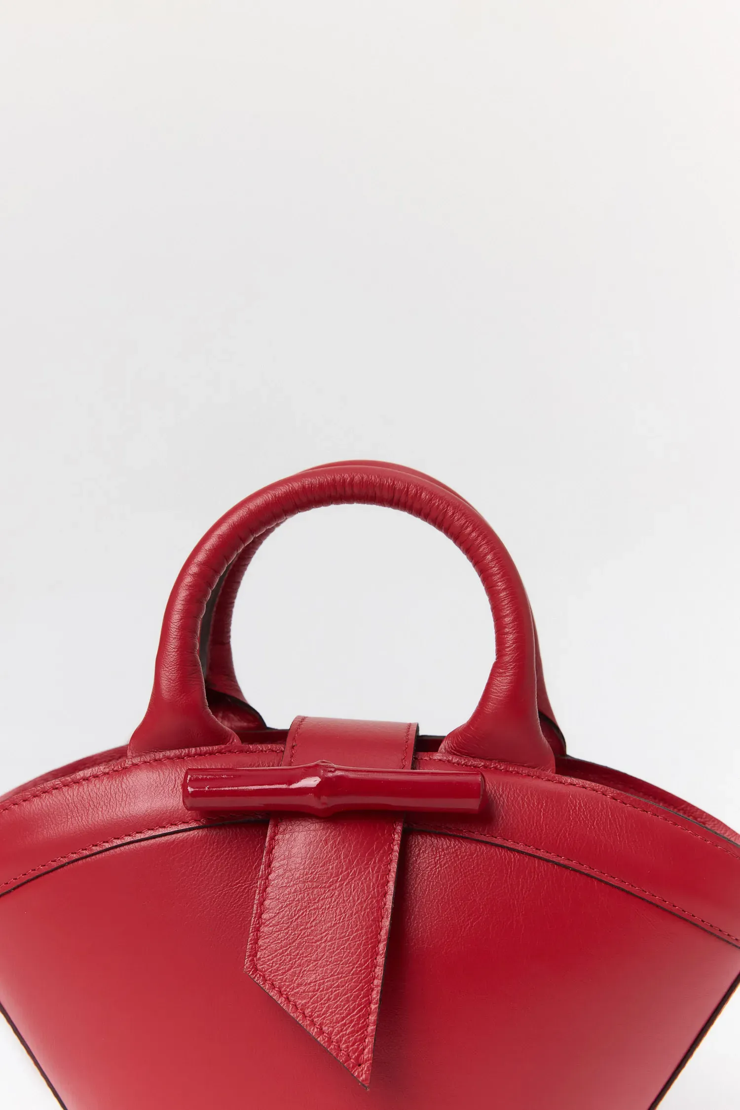 5-008137_BOLSA_COURO_VERMELHA_PEQUENA_ANDREAMARQUES--7-