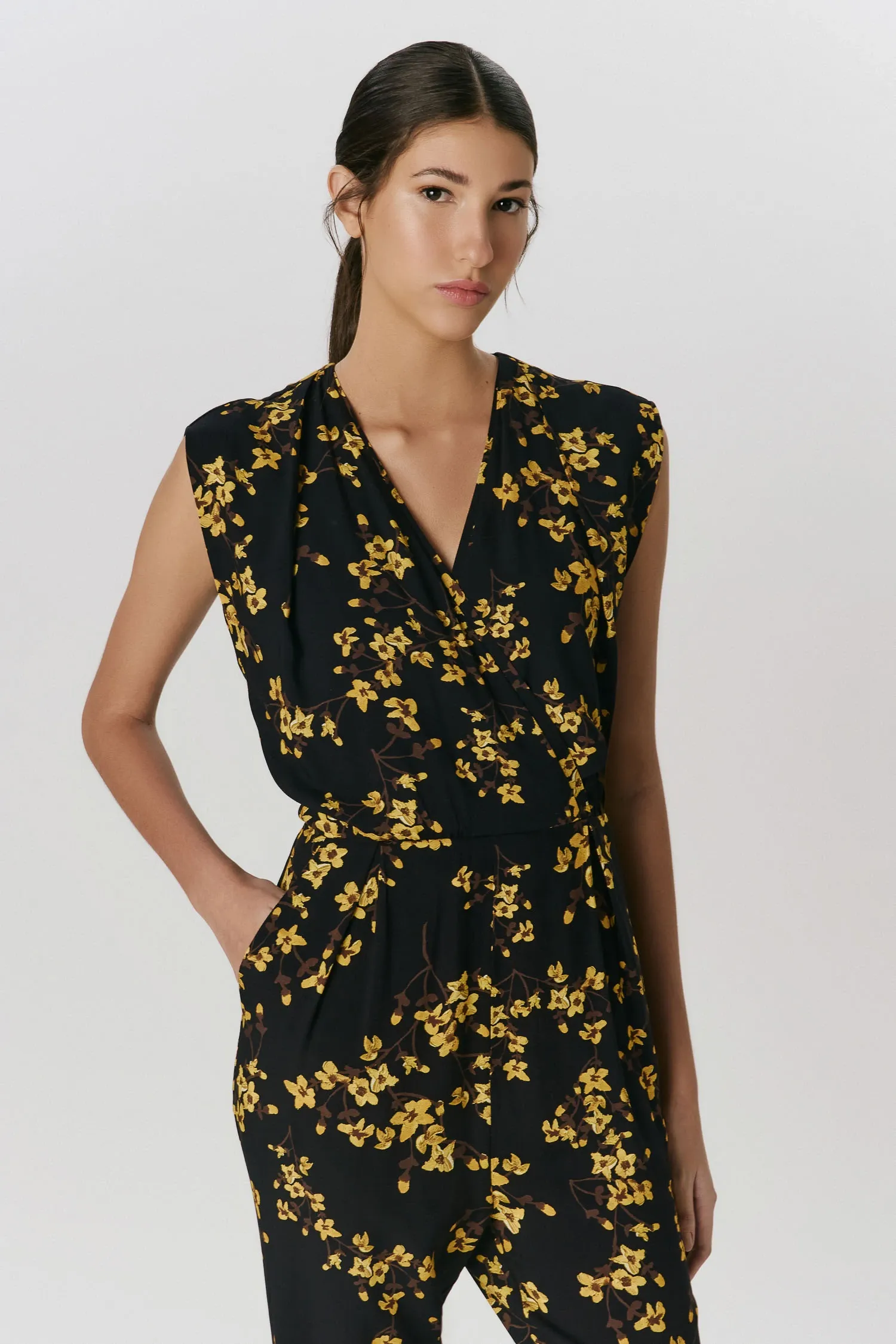 2-007840_MACACAO_SEM_MANGAS_CEREJEIRA_PRETO_ANDREAMARQUES--3-