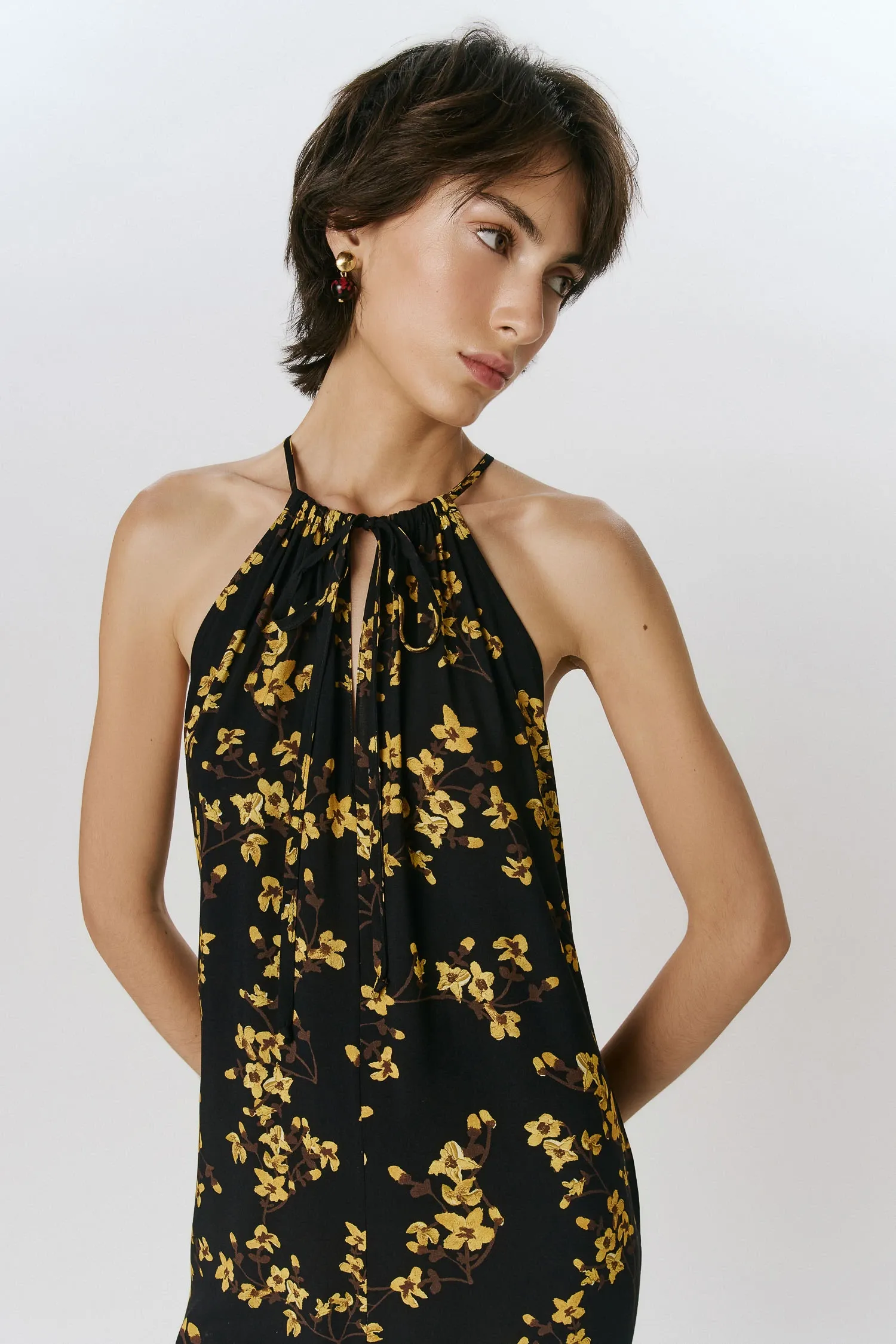 3-007841_MACACAO_INTEIRO_SEM_MANGA_CEREJEIRA_PRETO_ANDREAMARQUES--5-