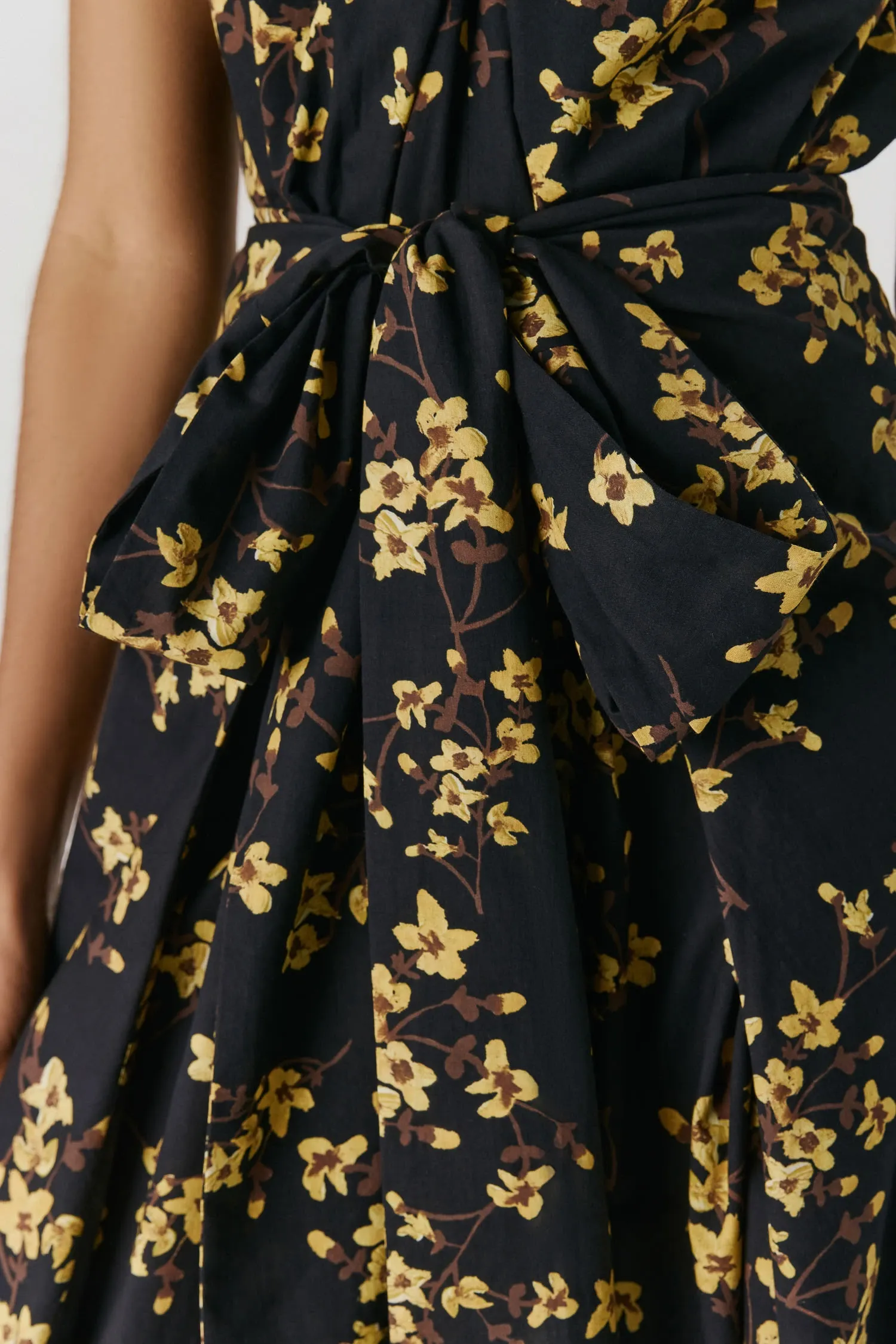 6-007842_VESTIDO_CURTO_DECOTE_FRANZIDO_CEREJEIRA_PRETA_ANDREAMARQUES--6-