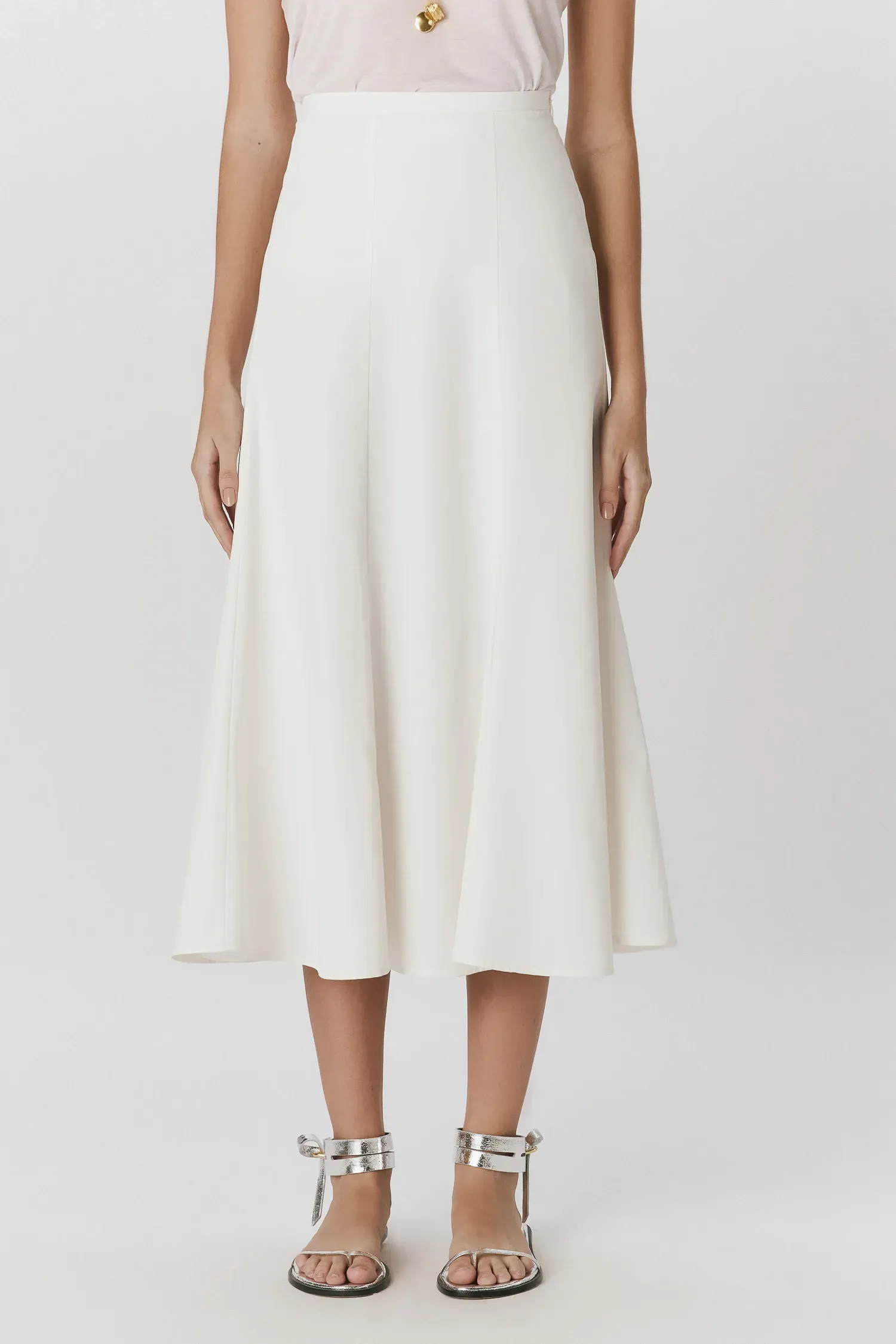 2-007857_SAIA_MIDI_NESGAS_BRANCO_ANDREAMARQUES--2-