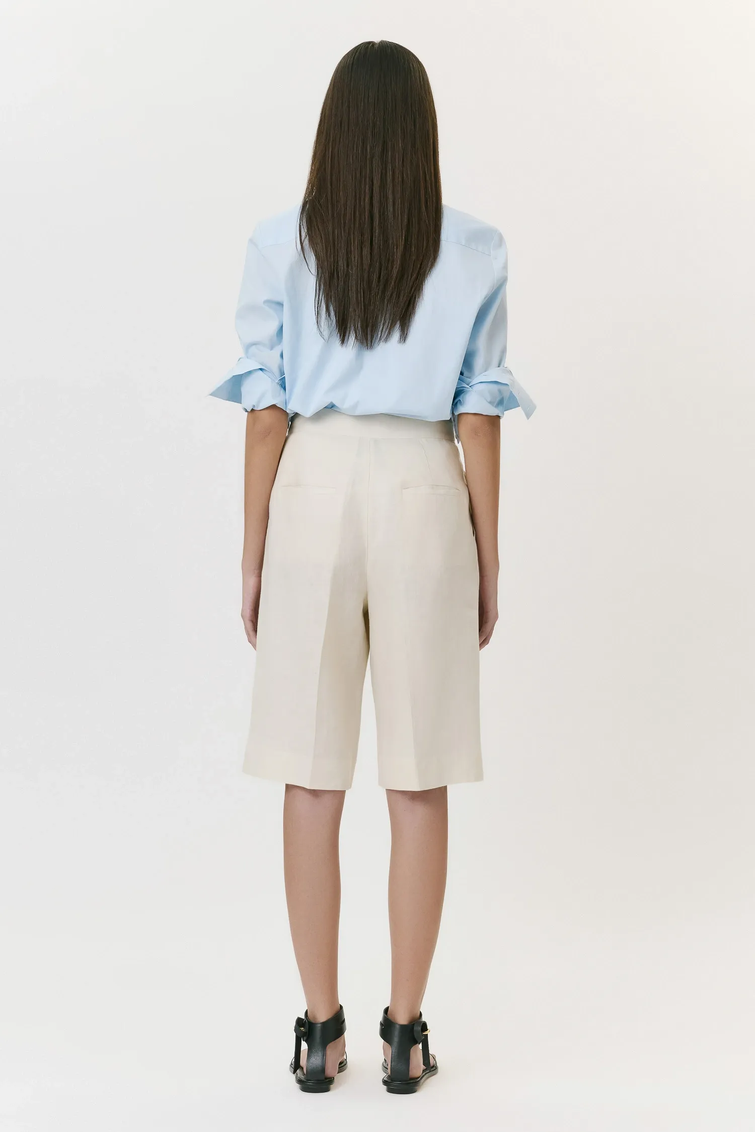 4-07289_BERMUDA_DE_LINHO_PREGAS_MARFIM_ANDREAMARQUES--3-