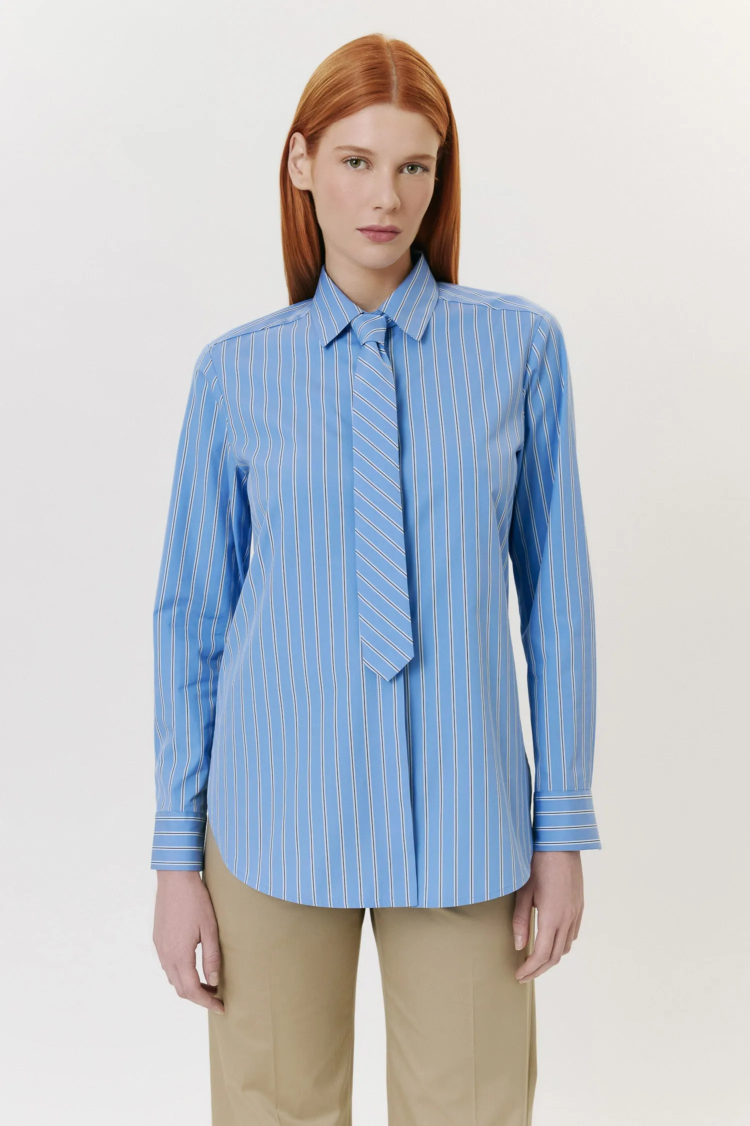 3-007949_CAMISA_CLASSICA_LISTRA_AZUL_ANDREA_MARQUES--7-