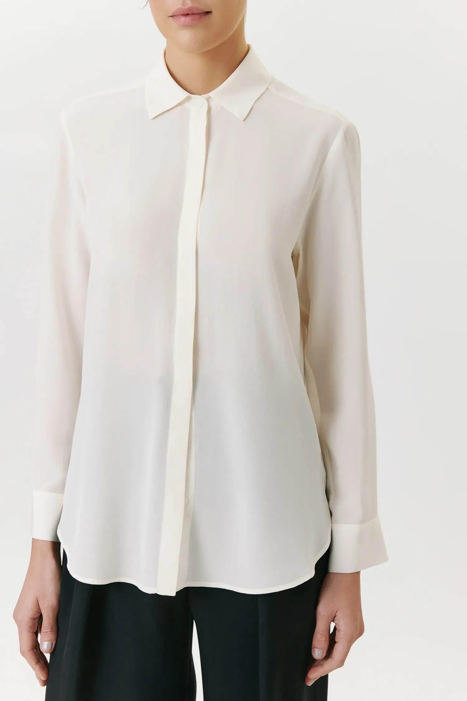 5-007955_CAMISA_SEDA_CLASSICA_BRANCO_ANDREA_MARQUES