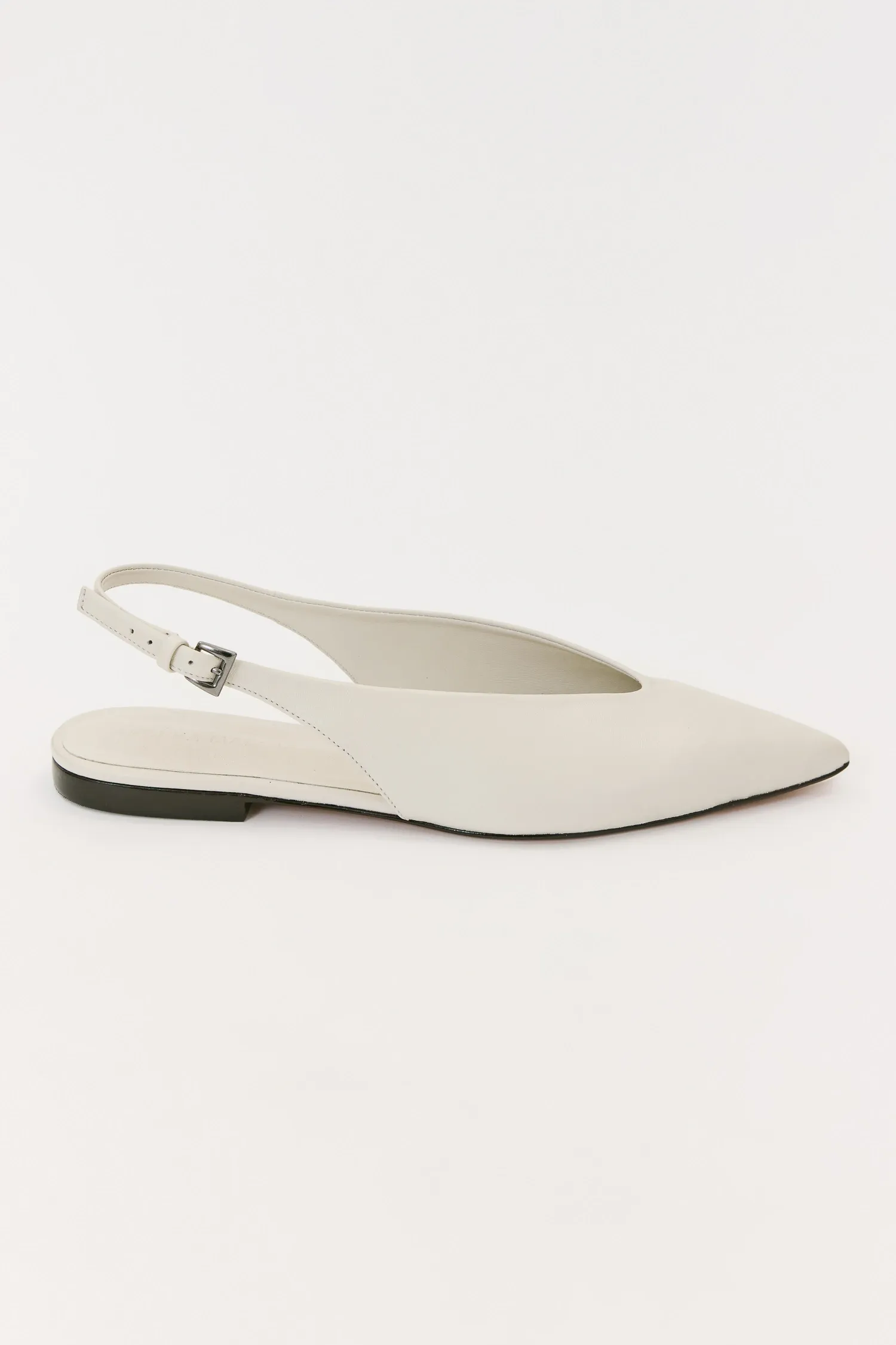 2-ST40265_SAPATILHA_BICO_FINO_COURO_OFFWHITE_ANDREAMARQUES--4-