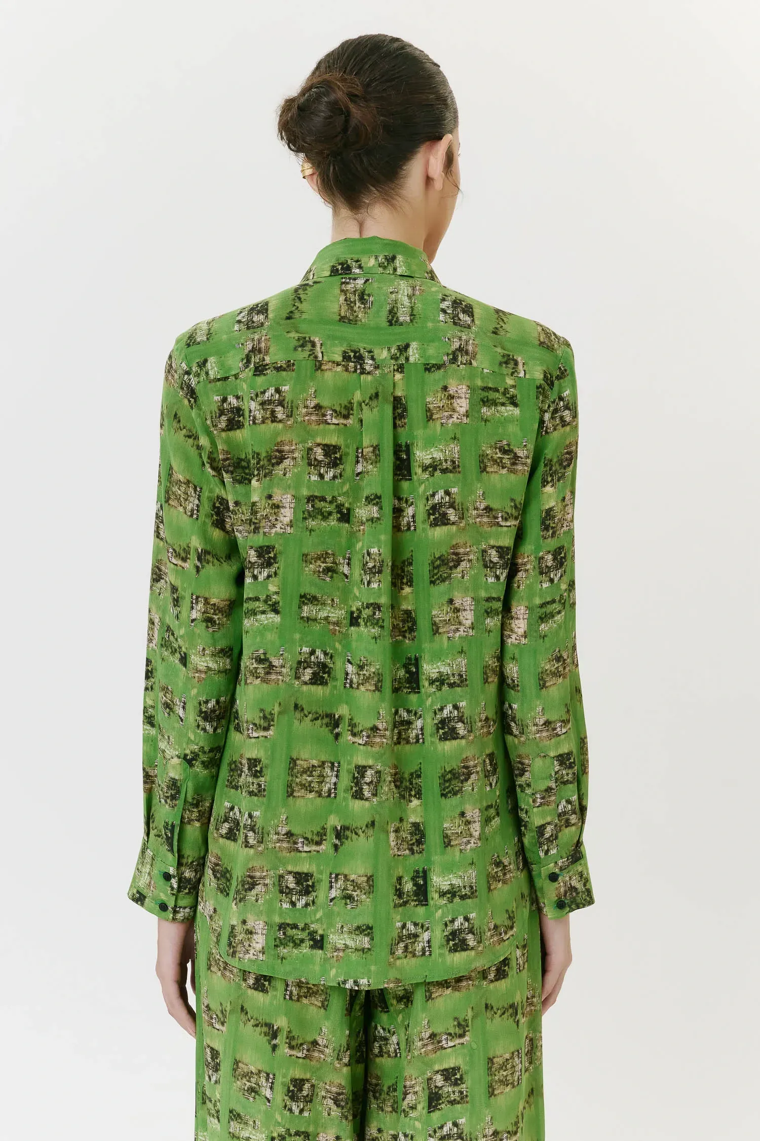 4-007988_CAMISA_SEDA_CLASSICA_PINCELADAS_ANDREA_MARQUES--3-