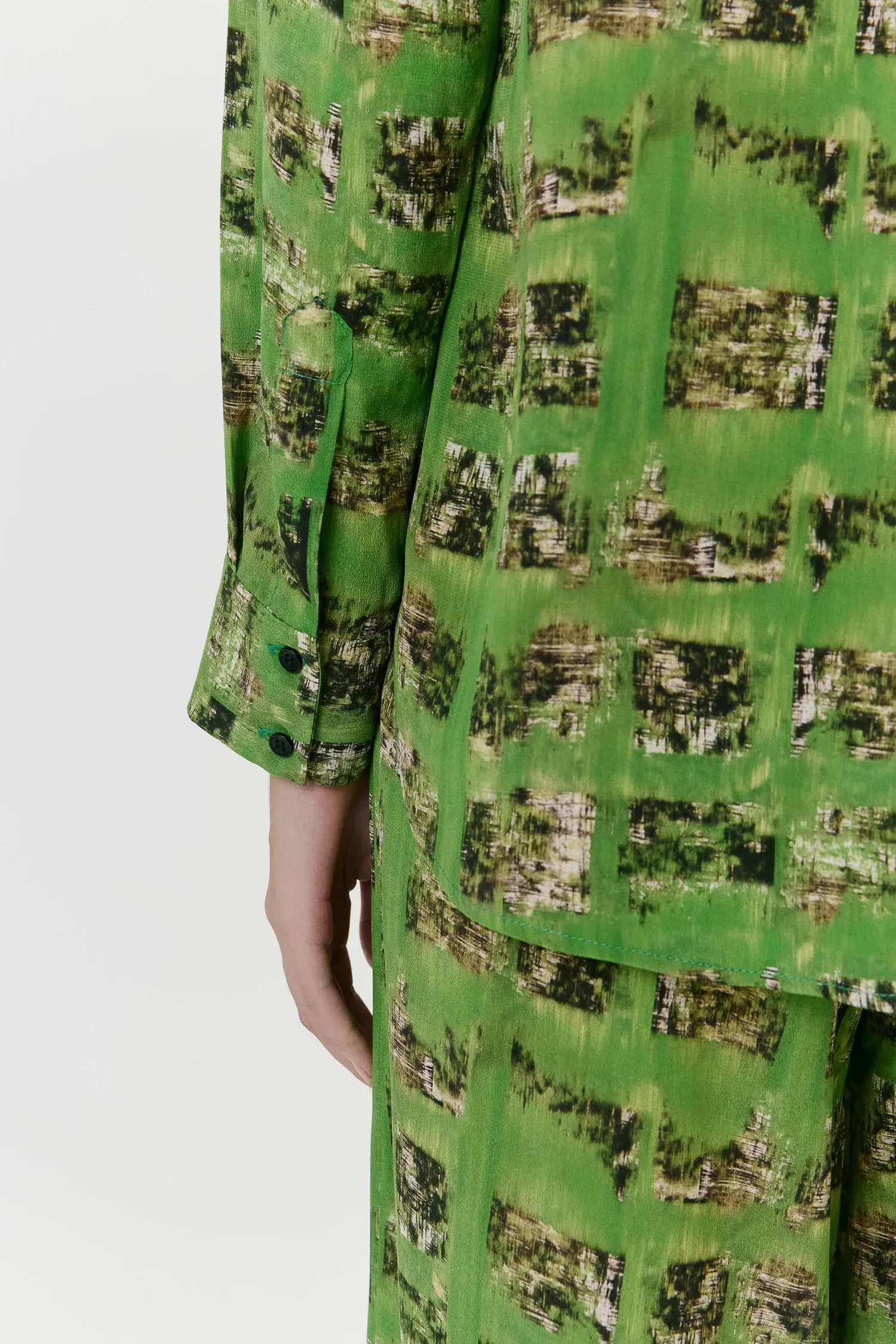 5-007988_CAMISA_SEDA_CLASSICA_PINCELADAS_ANDREA_MARQUES--4-