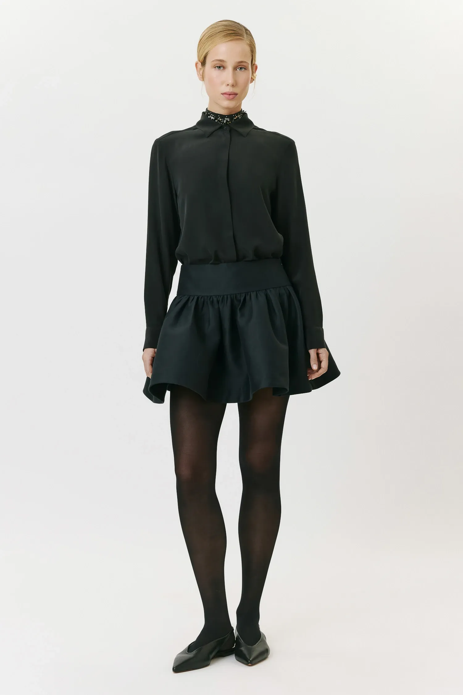 3-007955_CAMISA_SEDA_CLASSICA_PRETO_ANDREA_MARQUES--1-