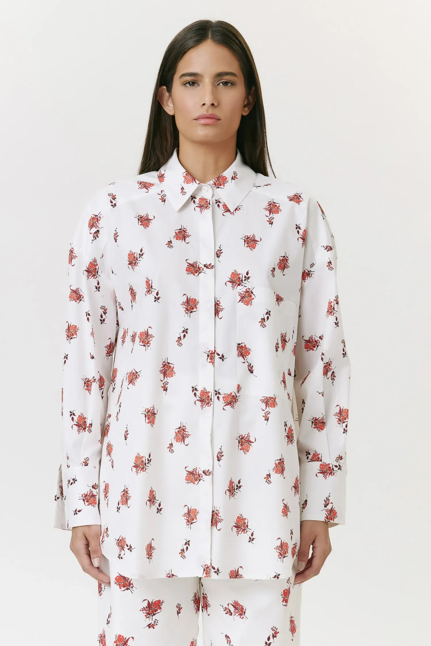 1-008144_CAMISA_BOX_BOLSO_TULIPA_OFFWHITE_ANDREAMARQUES--1-